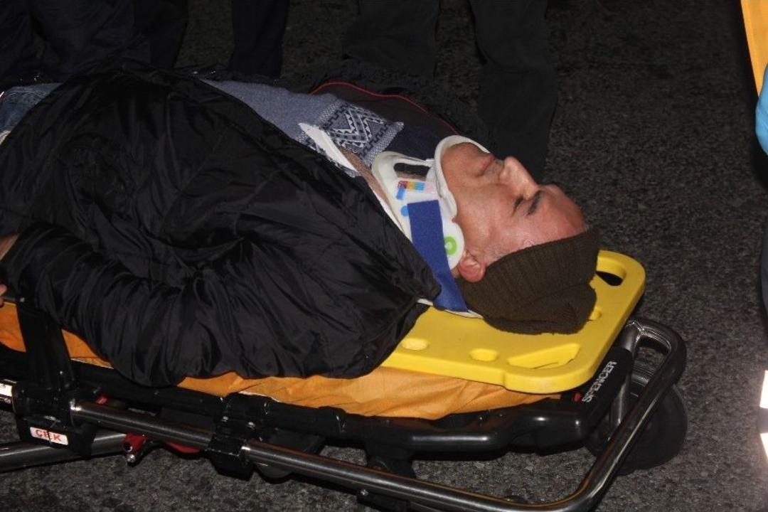 (&ouml;zel Haber) Fsm K&ouml;pr&uuml;s&uuml; Girişinde Zincirleme Kaza: 1 Yaralı