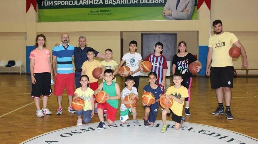 Osmangazi’de Yaz Spor Okulları Başladı