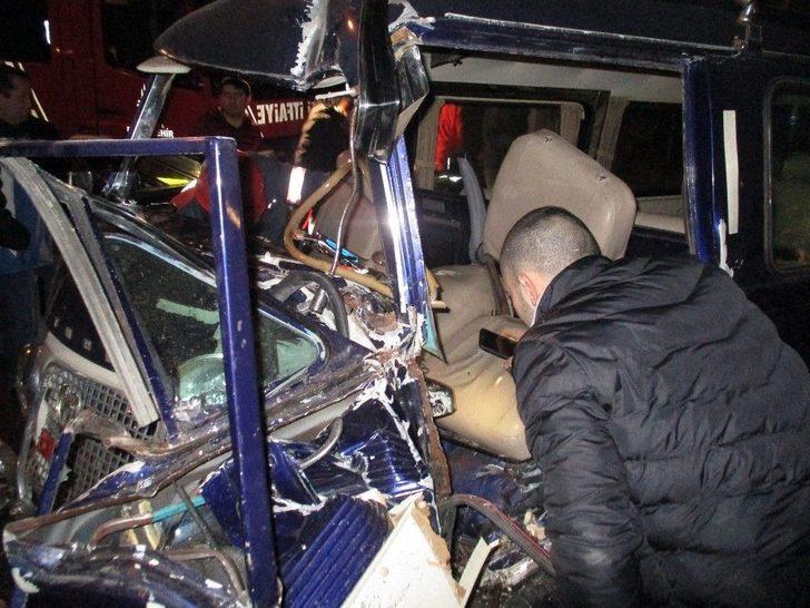 (özel Haber) Alkollü Sürücü Yılın Son Saatlerinde Dehşet Saçtı, 3 Yaralı G3