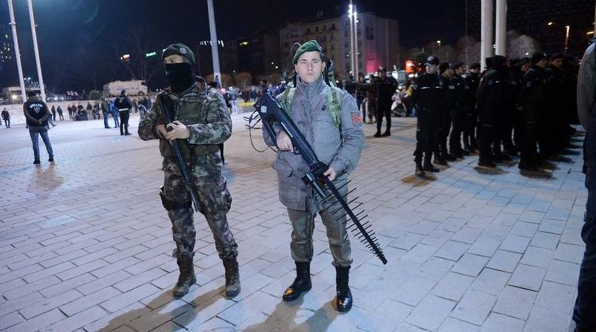 Taksim Meydanı’dna "drone Savar"lı Güvenlik Önlemi