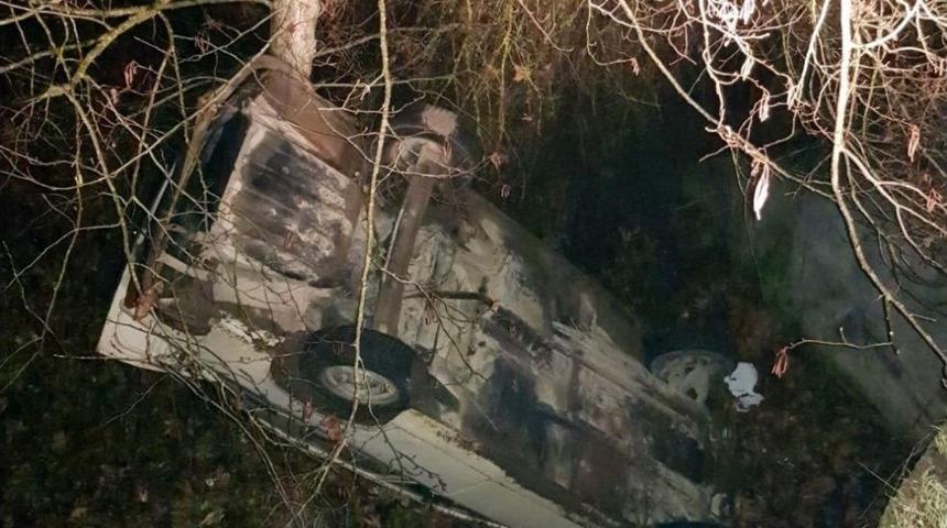 Dursunbey’de Otomobil Köprüden Uçtu