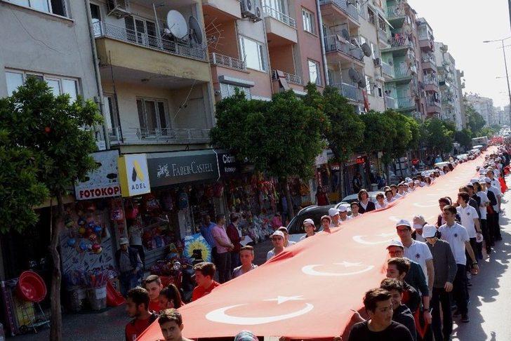 103’üncü Yıl Anısına 103 Metrelik Dev Türk Bayrağı G3