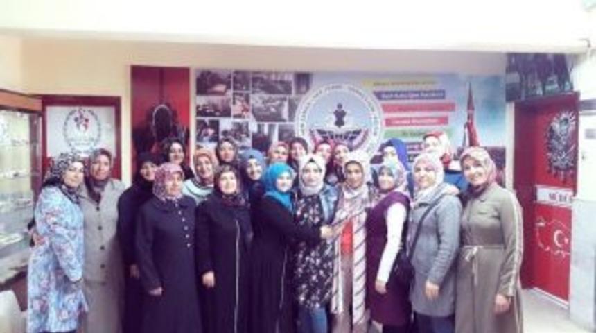 Hem Para Kazandılar Hem Meslek &Ouml;ğrendiler