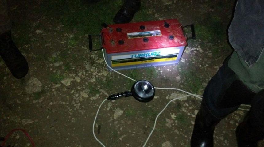 Beyşehir G&ouml;l&uuml;&rsquo;nde Yasak D&ouml;nemde Şokla Avlanmaya 16 Bin Tl Para Cezası