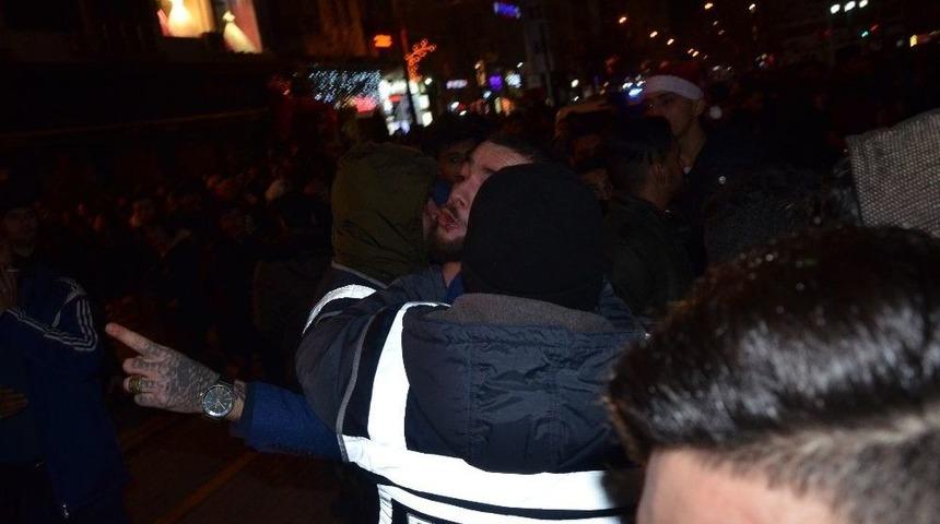 Eskişehir&rsquo;de Yeni Yıl Kutlamalarında Gerginlik