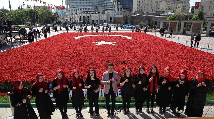 Rekor Bayrağa İlgi Bitmiyor