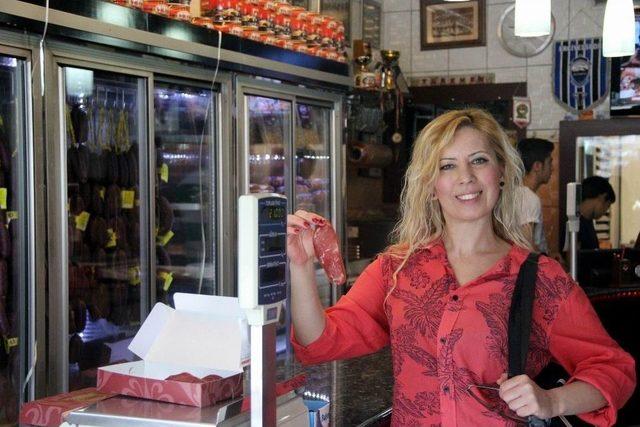 Kayseri’de Ramazan Ayında 200 Ton Pastırma, 500 Ton Sucuk Satıldı