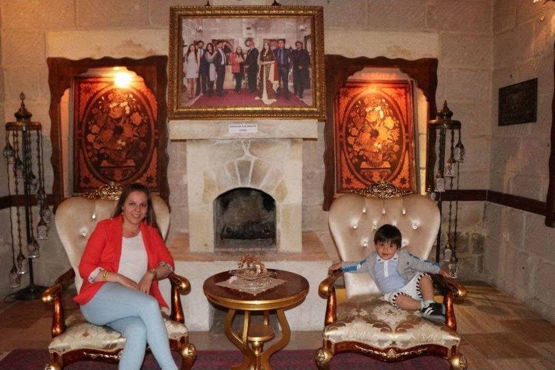 Aşk Ve Mavi Dizisinin Konağı Ziyaret&ccedil;i Akınına Uğruyor