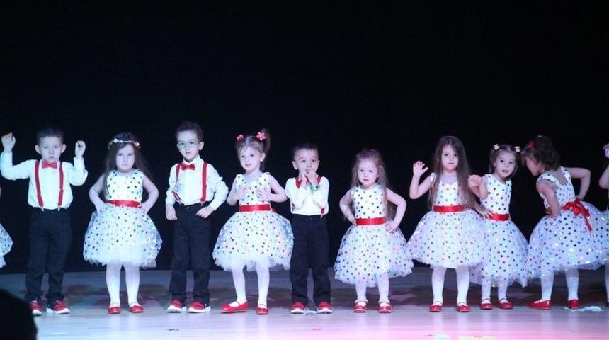 Biga&rsquo;da Kreşlerden Coşkulu Kutlama