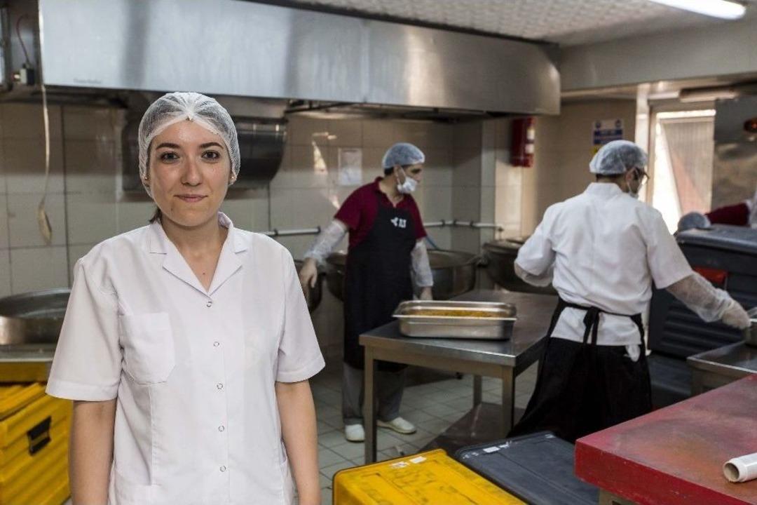 İş Ve Kariyer Geliştirme Birimi, Ey&uuml;psultanlıları İş Sahibi Yapıyor