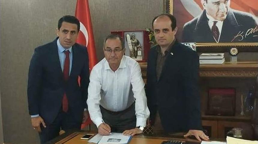 Manisa&rsquo;da Esnaf &rsquo;yeşilay El&ccedil;isi&rsquo; Oluyor