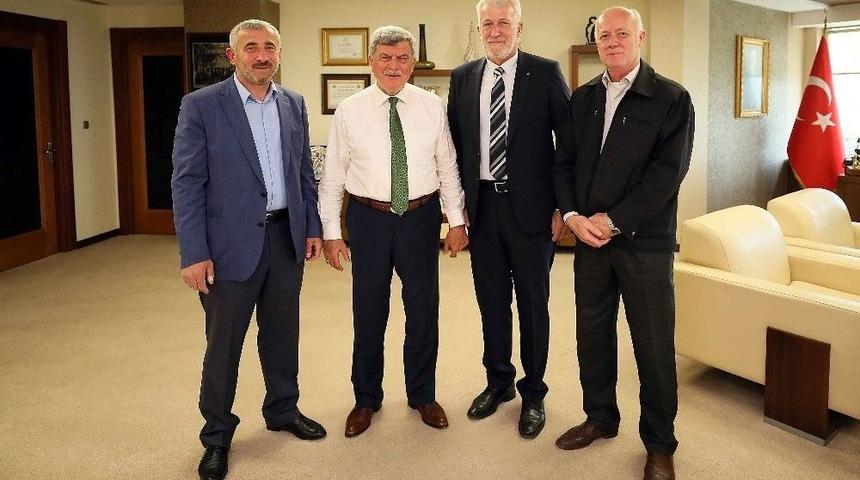 Karaosmanoğlu, Bosna Hersekli Belediye Başkanını Ağırladı