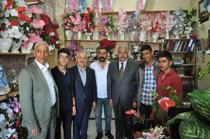 Bakan Arslan, Esnafı Ziyaret Etti G3