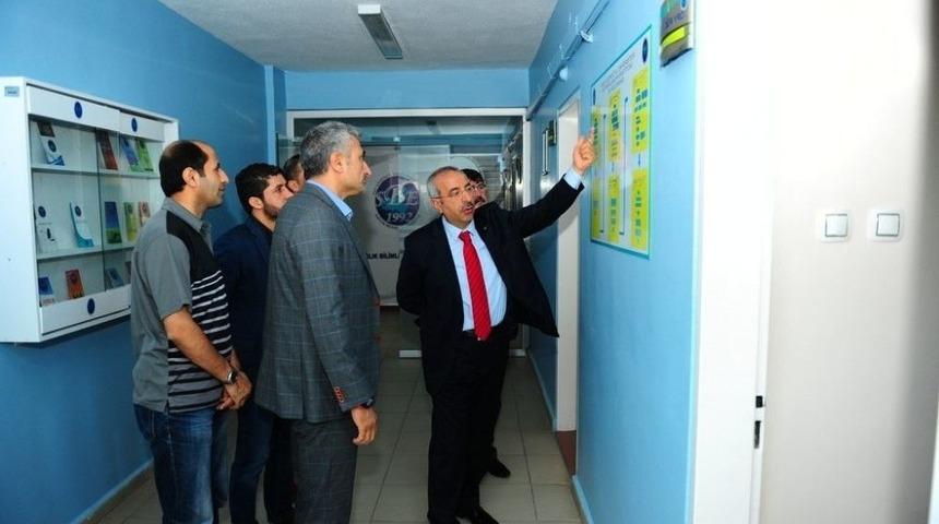 Yyü Eğitim Bilimleri Enstitüsü’ne Iso-9001 Hizmet Kalite Yönetimi Sertifikası Verildi