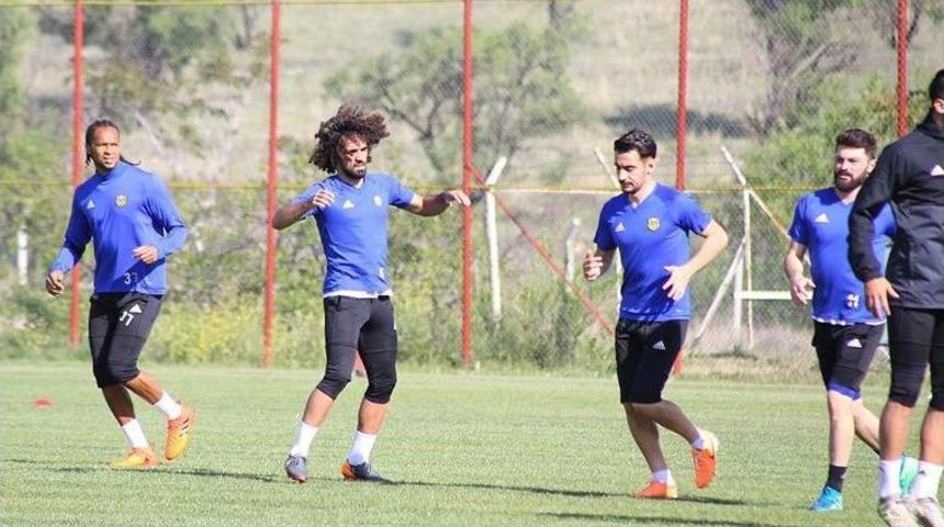 E.yeni Malatyasporlu Futbolcuların K&uuml;me D&uuml;şme Korkusu Yok