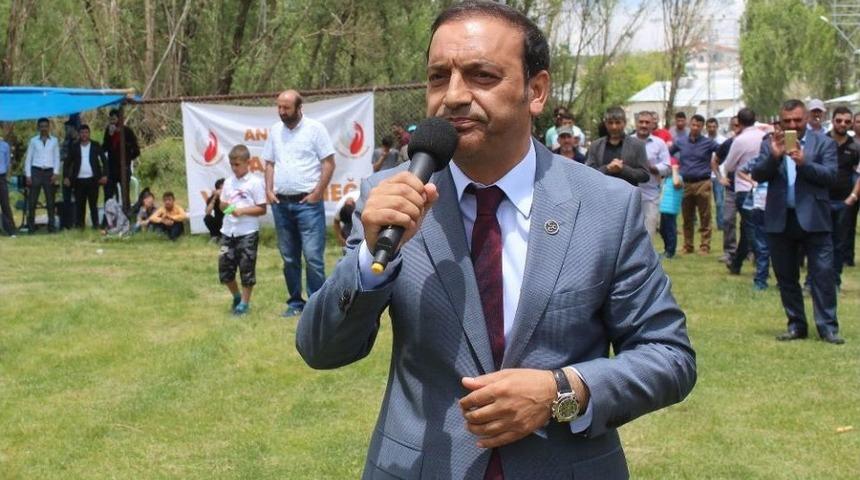 Mhp Sivas Milletvekili Adayı &Ouml;zy&uuml;rek&rsquo;e B&uuml;y&uuml;k Destek