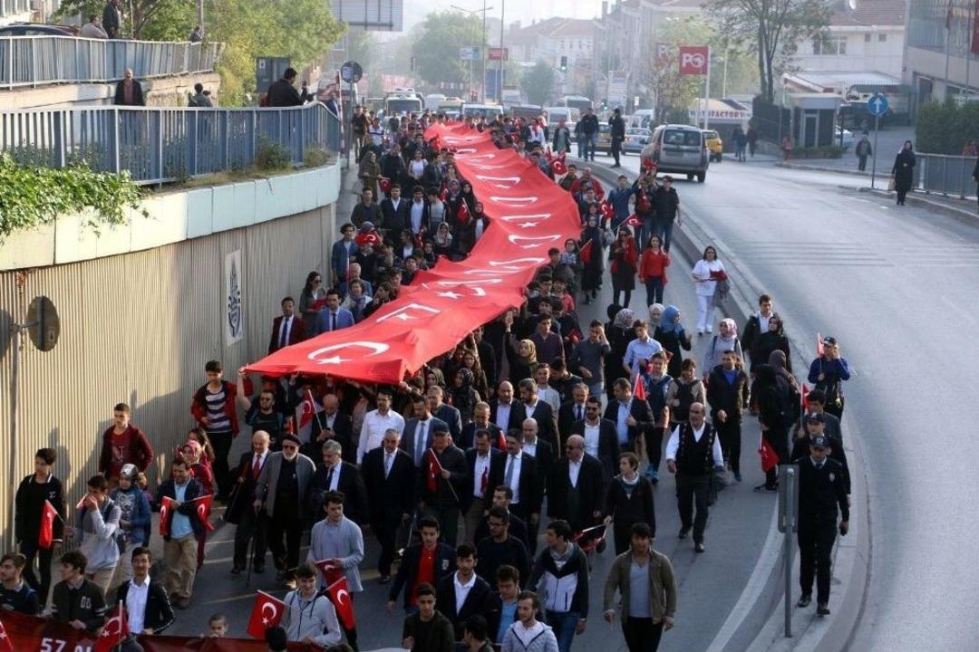 Ey&uuml;psultanlı Gen&ccedil;ler, 57&rsquo;nci Alay&rsquo;a Vefa İ&ccedil;in Y&uuml;r&uuml;d&uuml;