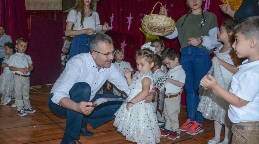 Karacabey Belediyesi Kreşine &Ccedil;alışan Annelerden Tam Not