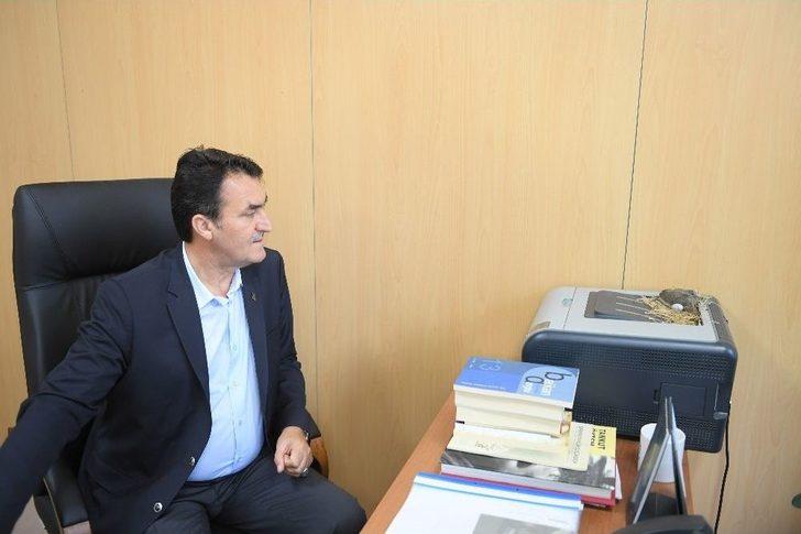 Makam Odasını Mesken Tutan Kumruların Yavruları Dünyaya Geldi G3