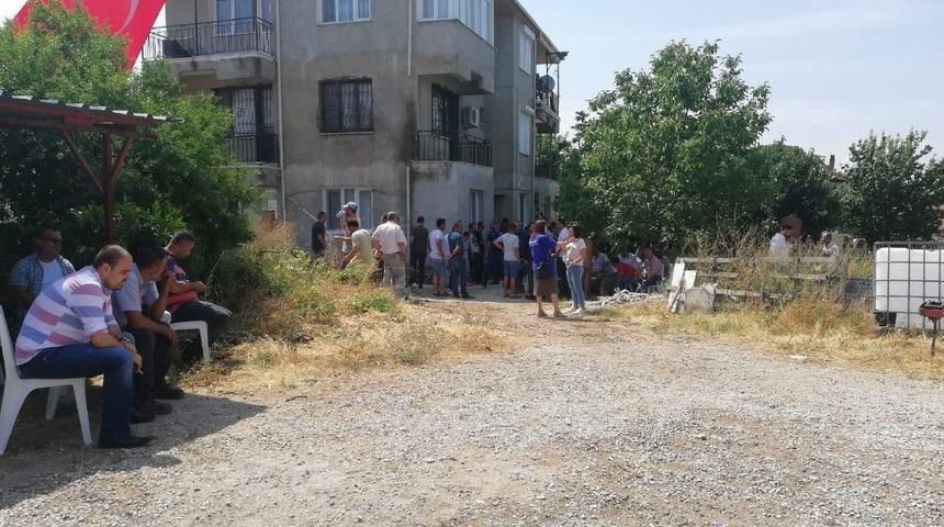 Şehidin Ailesi Sinir Krizi Ge&ccedil;irdi