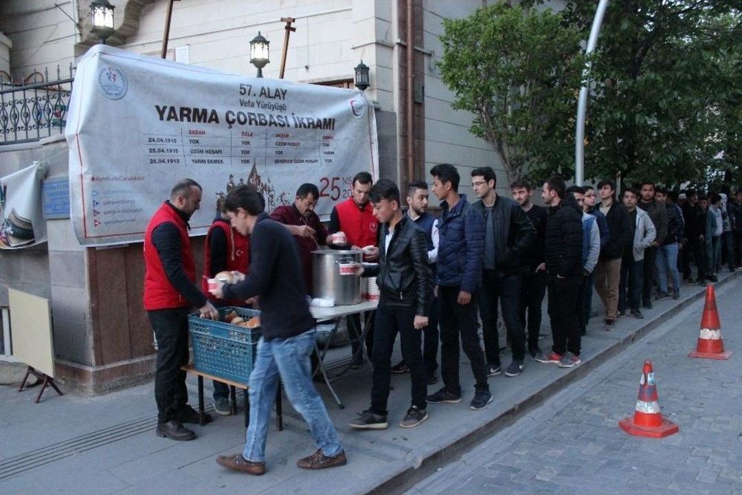 G&uuml;m&uuml;şhane&rsquo;de 57. Alay Vefa Y&uuml;r&uuml;y&uuml;ş&uuml; D&uuml;zenlendi