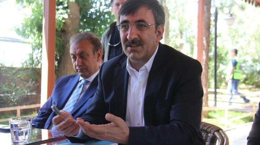 Ak Partili Yılmaz: &ldquo;vesayet&ccedil;i Anlayış, Tarihin &Ccedil;&ouml;p Sepetine Atıldı&rdquo;