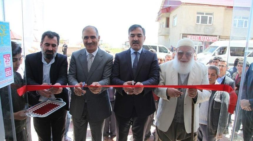 Ahlat&rsquo;ta Kermes A&ccedil;ıldı