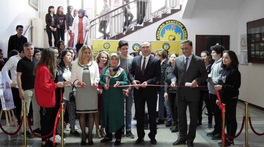 "100. Yılında Kud&uuml;s" Sergisi Atat&uuml;rk Lisesinde