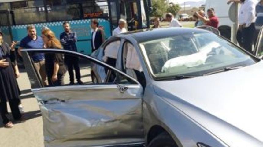 Ak Parti Milletvekili Adayı Öçal, Trafik Kazası Geçirdi