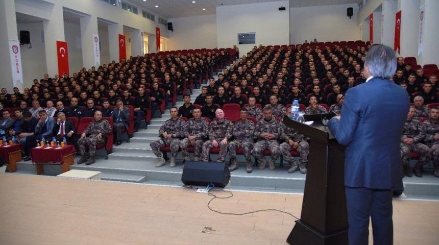 Rekt&ouml;r Bağlı, Pomem&rsquo;de Konferans Verdi