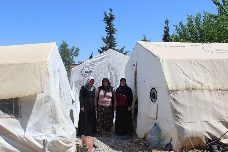 Depremzedelerin Çadırları Kuruldu G2
