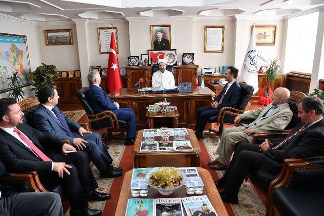 Diyanet İşleri Başkanı Erbaş, Tdv Personeliyle Bayramlaştı