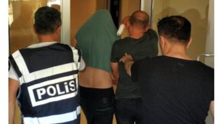 Cezaevindeki Arkadaşlarının Marketini Soydular