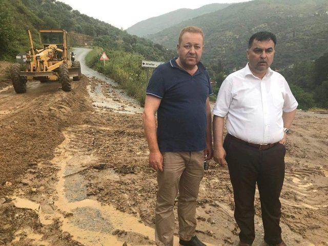 Başkan Kılınç, Selin Kapattığı Yollara İlk Müdahaleyi Yaptı