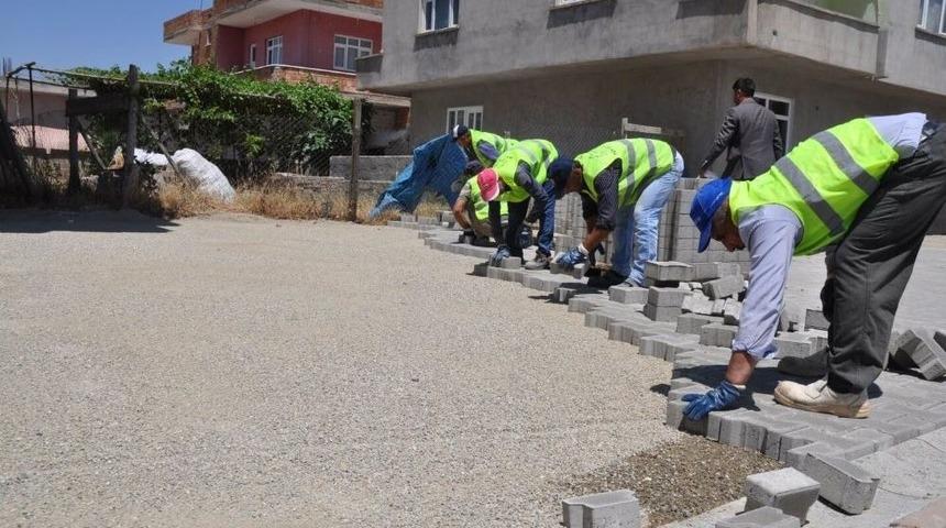 Batman&rsquo;da 5 Mahalleye 120 Bin Metrekare Parke Taşı D&ouml;şenecek