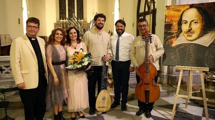 Kilisede Shakespeare Anması