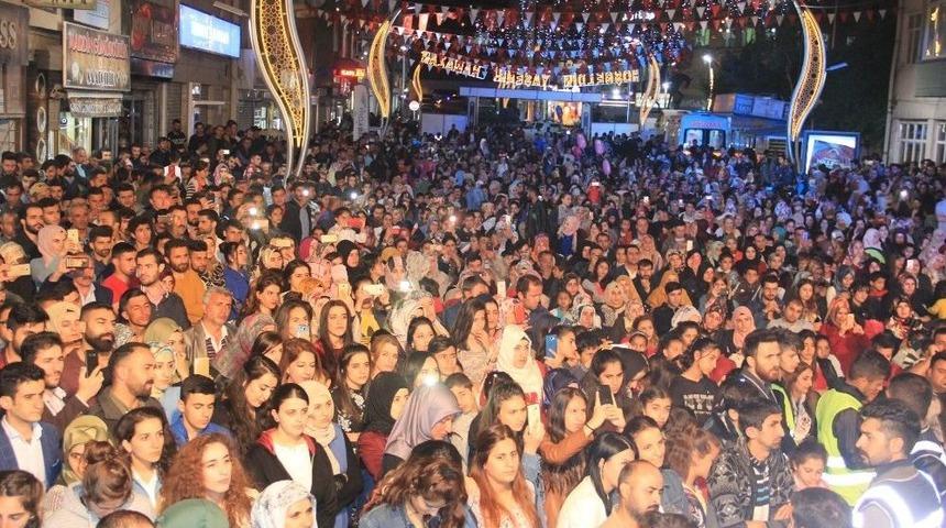 Hakkari Belediyesine Şenlik Teşekk&uuml;r&uuml;