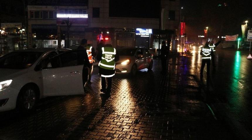 Polisten Yeni Yılda Sıkı Denetim