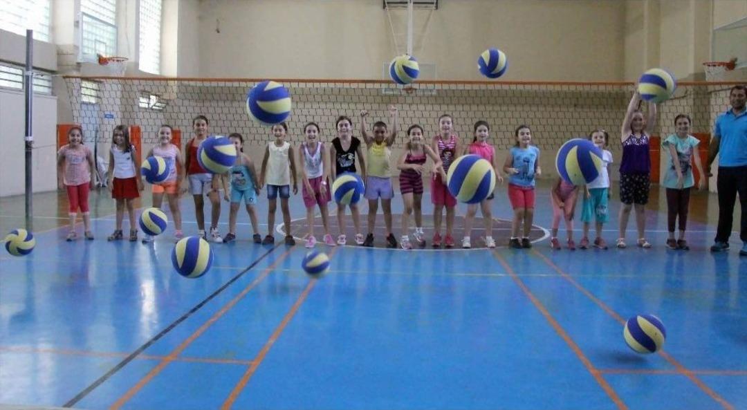 Manisa&rsquo;da Yaz Spor Okullarına B&uuml;y&uuml;k İlgi