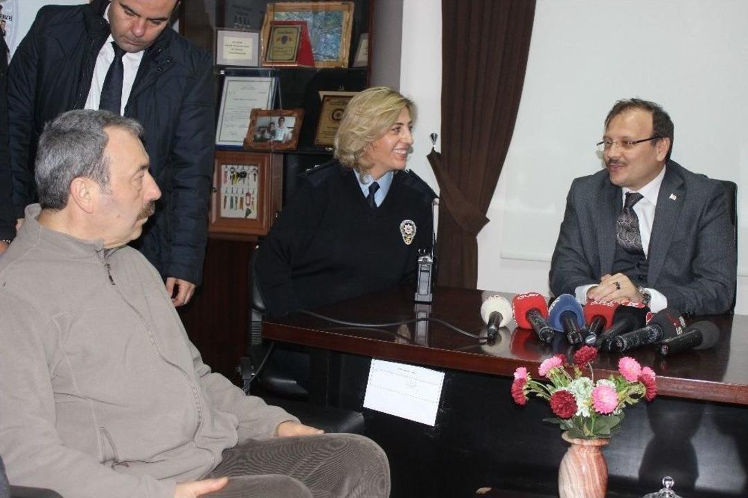 &Ccedil;avuşoğlu&rsquo;dan Yenil Yıl Mesajı