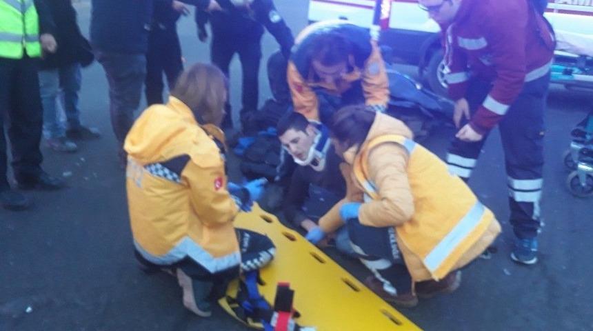 Kutlamalar Sonrası Trafiğe A&ccedil;ılan Kızılay&rsquo;da Yılın İlk Kazası