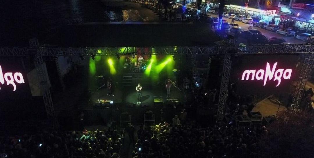 Kuşadası&rsquo;nda Yeni Yıl Coşkusu