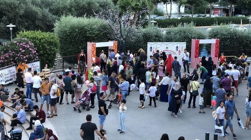 Forum Mersin&rsquo;de Bayram, Festival Havasında Yaşandı