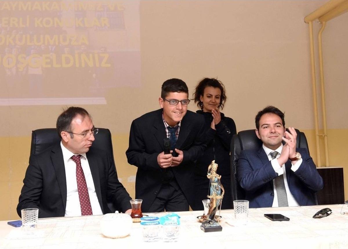 &Ccedil;atak&rsquo;ta &Ouml;ğrencilere Kariyer G&uuml;nleri İle Meslek Tanıtımı Yapıldı