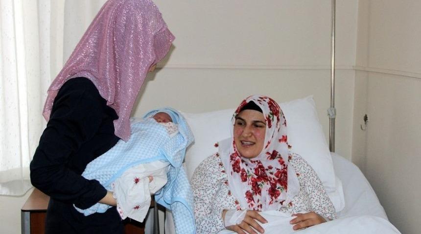 Yeni Yılın İlk Bebeği &ldquo;ali Asaf&rdquo; Oldu