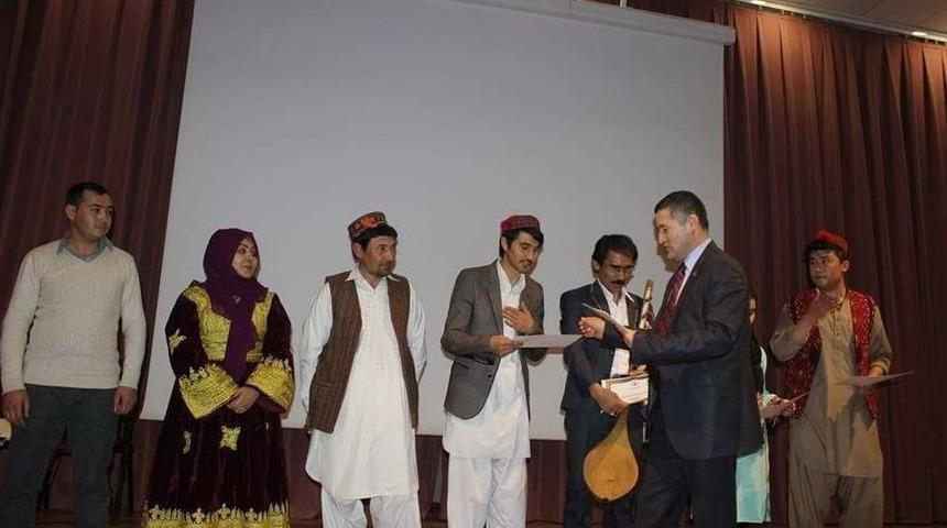 Afganlı G&ouml;&ccedil;menler Sertifikalarını Aldı