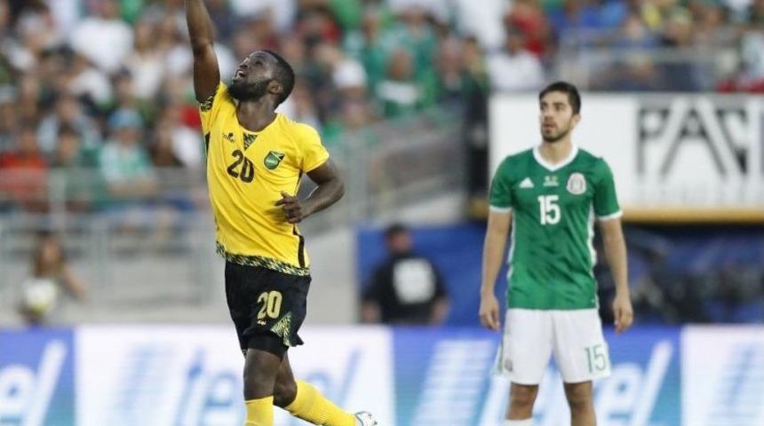 Lawrence Fenerbah&ccedil;e&rsquo;ye Doğru