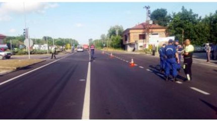 Kamyonun &Ccedil;arptığı Bisikletli &Ccedil;ocuk Ağır Yaralandı