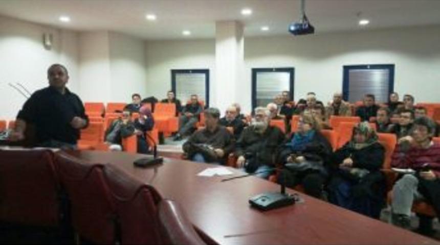 Arı Yetiştiriciliği Kursunda 54 Kursiyer Eğitim Alıyor