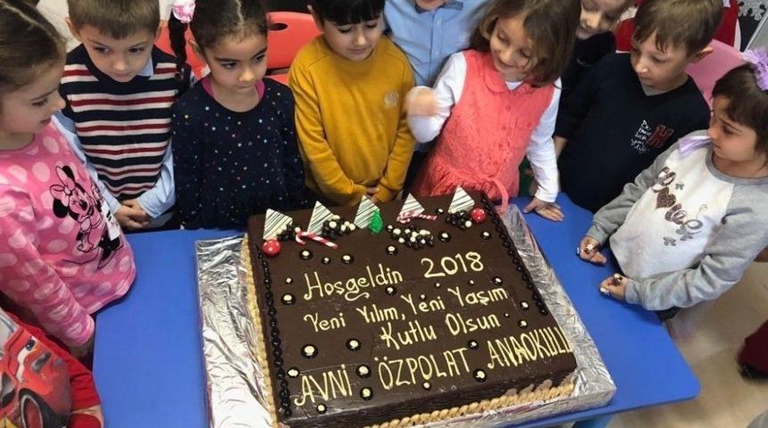 Burhaniye Avni &Ouml;zpolat Anaokulu&rsquo;nda Yeni Yıl Kutlaması